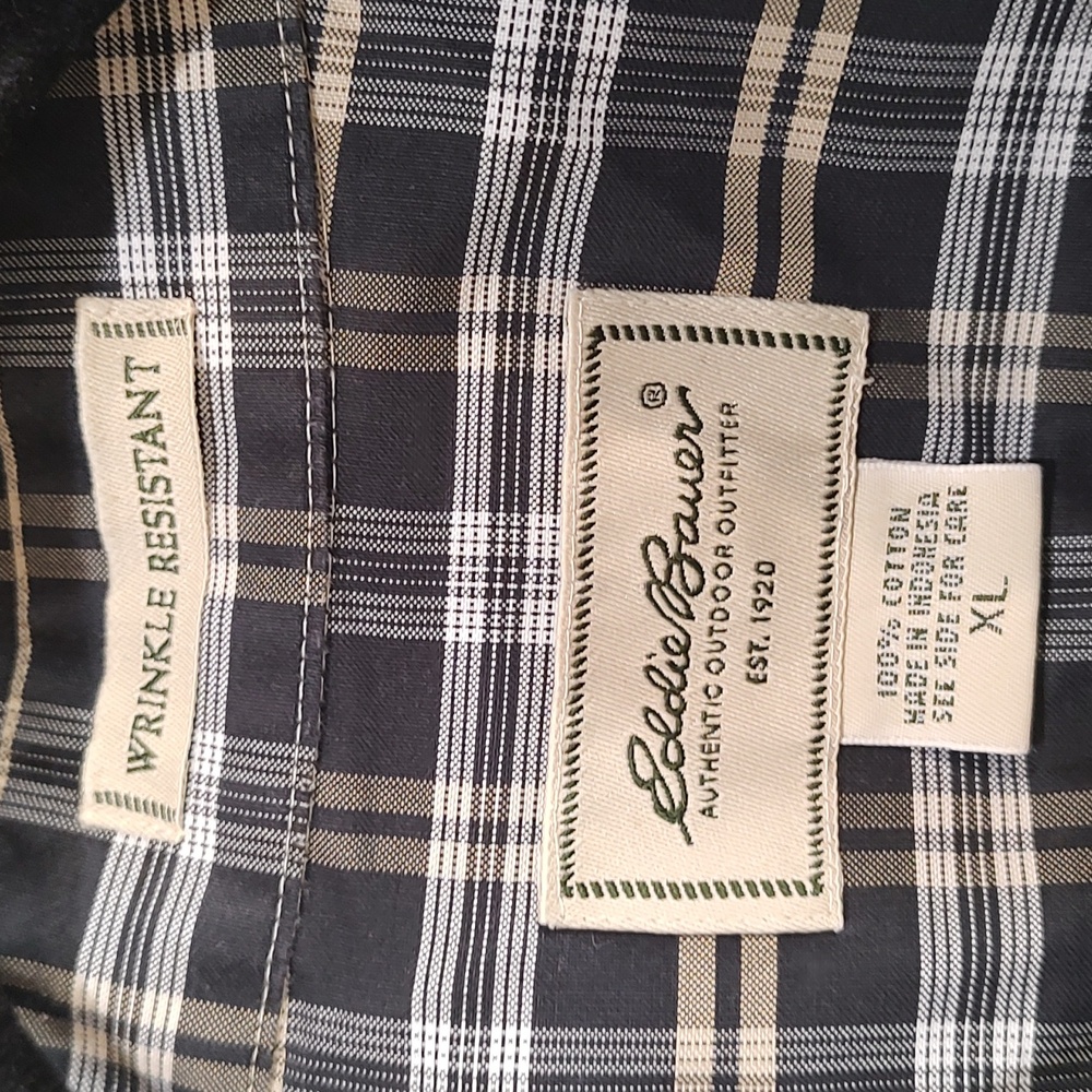 Eddie Bauer XL long sleeve button down - Picture 5 of 6